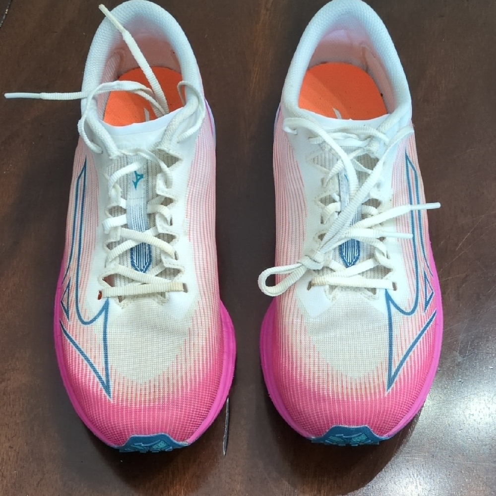 Mizuno Rebellion Flash